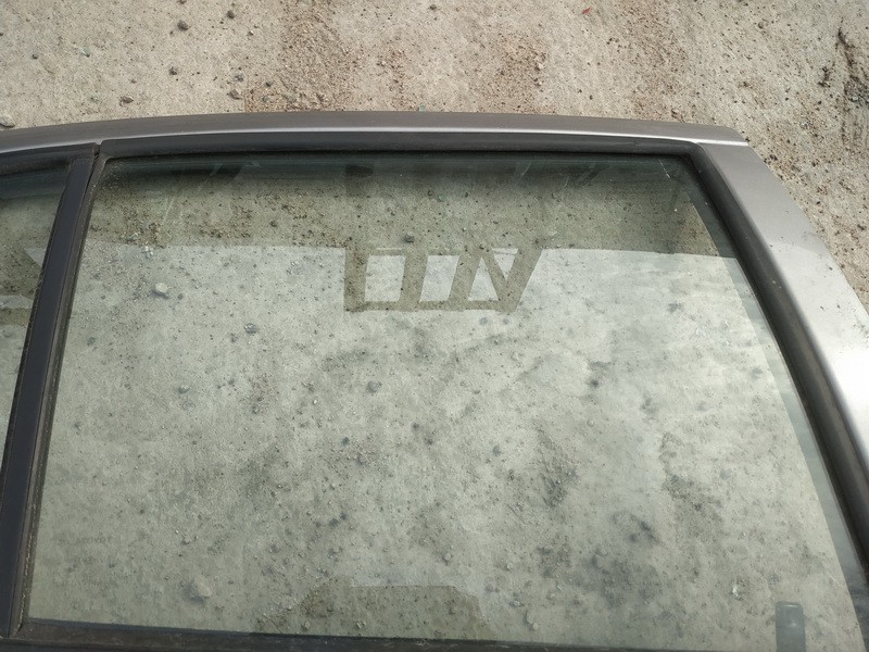 Toyota Yaris 2004 Szyba drzwi - TYLNE PRAWE