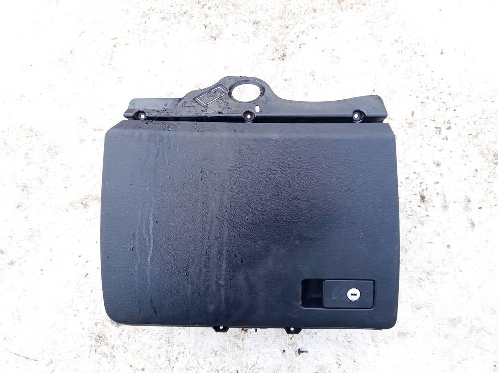 3C1857114 Volkswagen Passat 2006 Glove Box Assembly