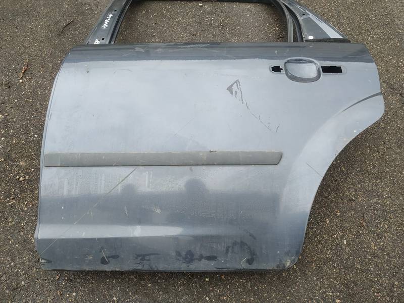 PILKOS Ford Focus 2005 Durvis - AIZMUGURE PA KREISI - Thumbnail 2