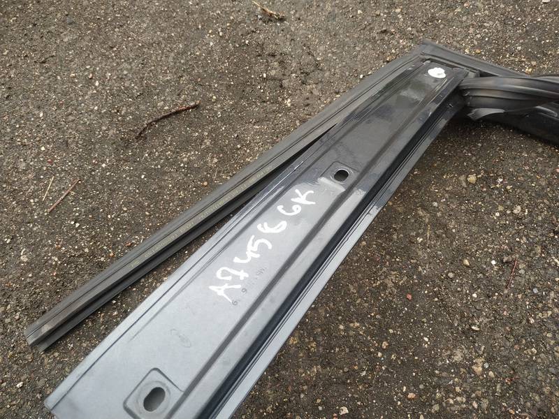 PILKOS Ford Focus 2005 Durvis - AIZMUGURE PA KREISI - Thumbnail 3