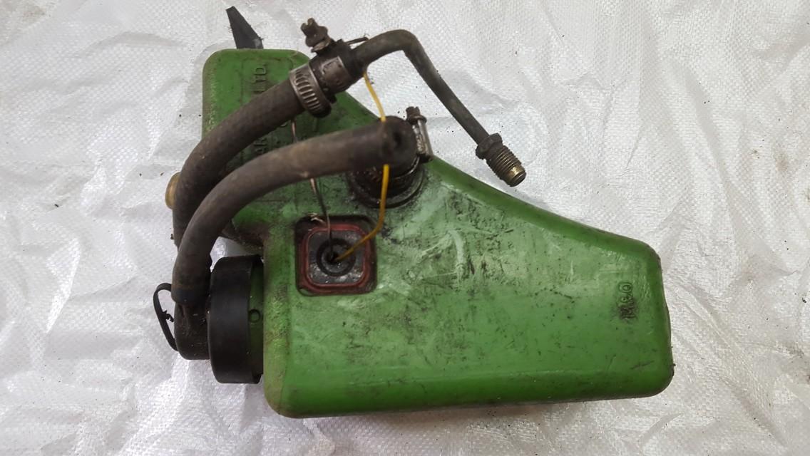 CBC6952 used Power Steering Pump Oil Reservoir Tank Jaguar XJ 1988