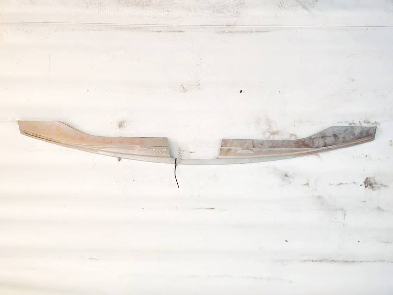 360320984 Audi A3 2005 Tavaratilan sisäverhous lukon lähellä