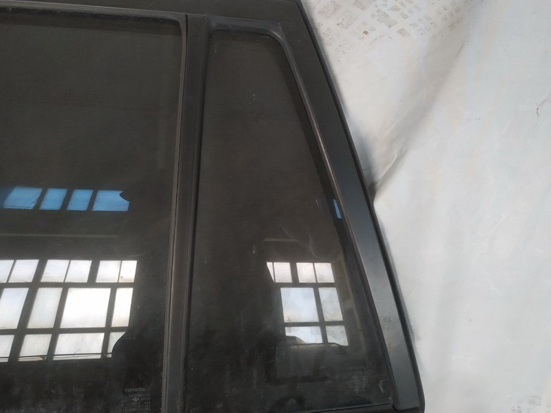Toyota RAV-4 2005 Quarter glass - REAR LEFT