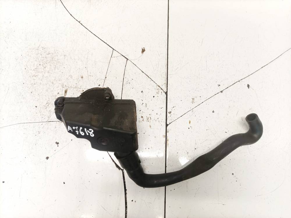 036103464G Volkswagen Golf 1998 crankcase Pressure Control Valve