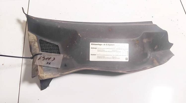 90520680 Opel Astra 2000 Listwa osłonowa wycieraczki - PRZEDNIE