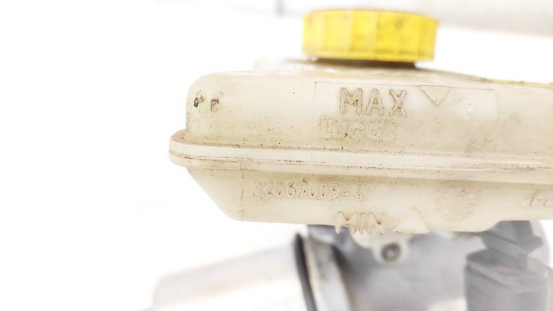 320670094 Audi A6 2003 Brake Master Cylinder Reservoir - Thumbnail 3