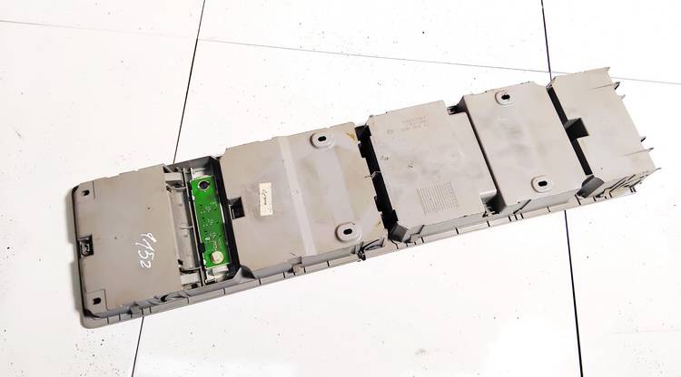 24436069 Opel Signum 2003 Sisätilan koristelu (muovit) - Thumbnail 2