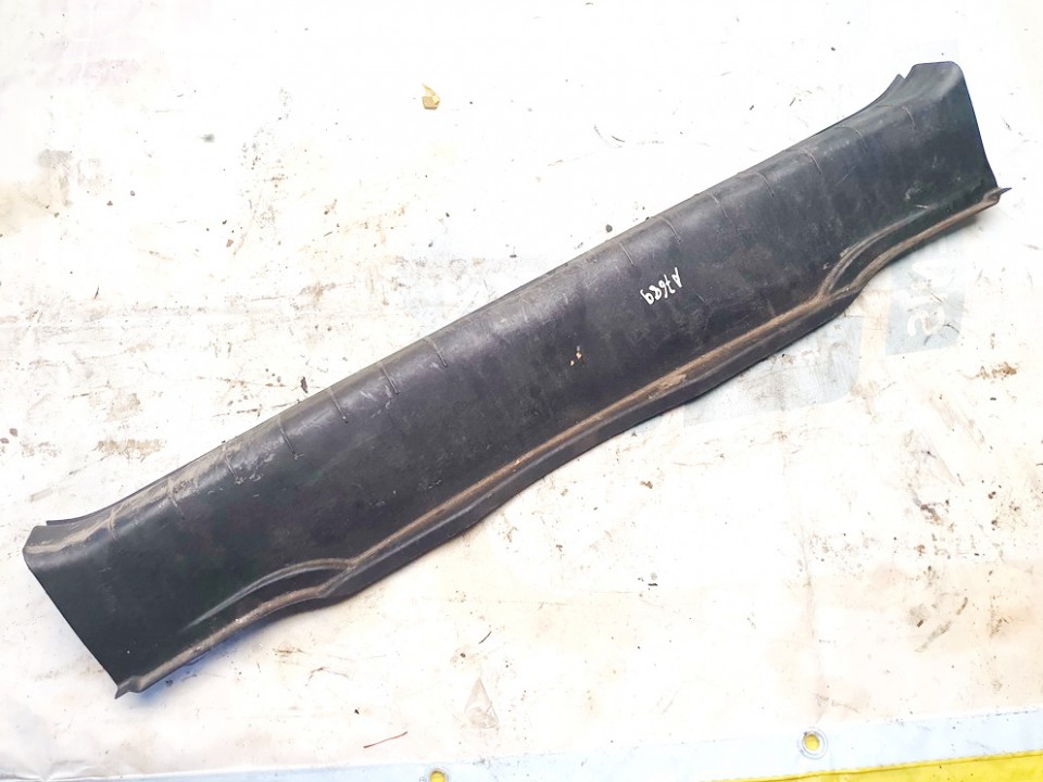 Opel Vectra 2005 Metal Boot Lip Cover