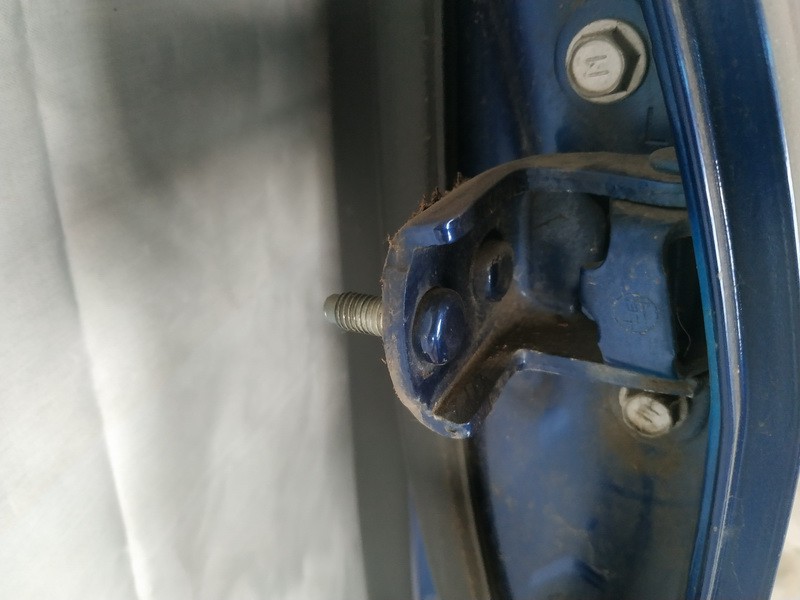 Toyota RAV-4 2005 Door Hinge - REAR