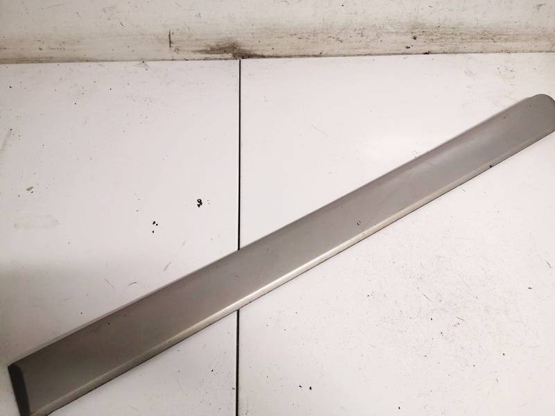 13137774 Opel Zafira 2005 Molding door - REAR LEFT