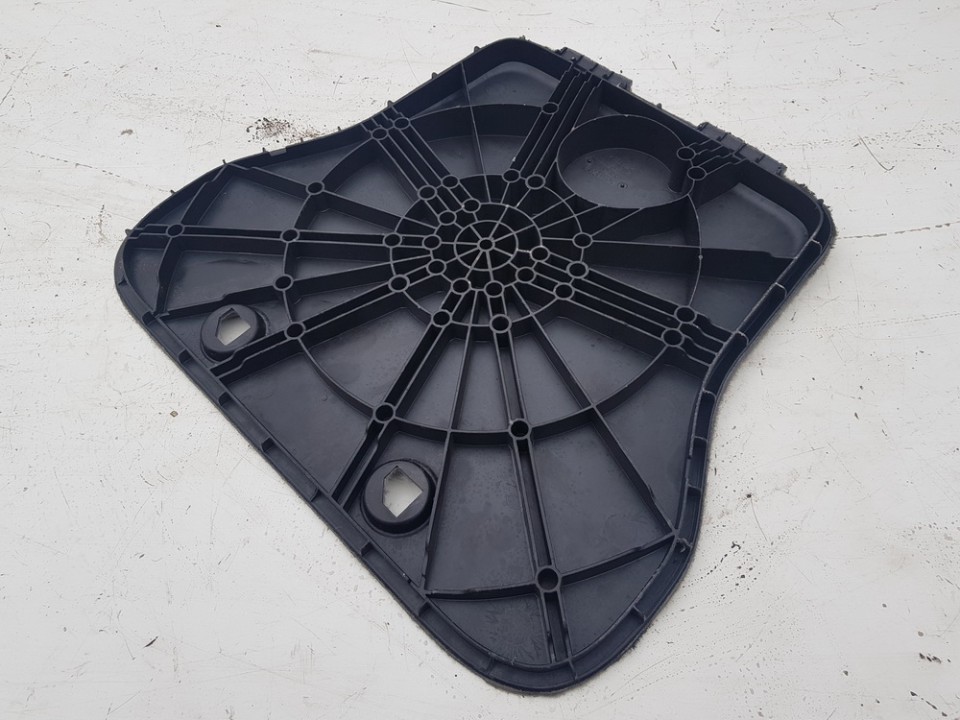 2K0863761B Volkswagen Caddy 2005 Salona apdare (plastmasas) - Thumbnail 3