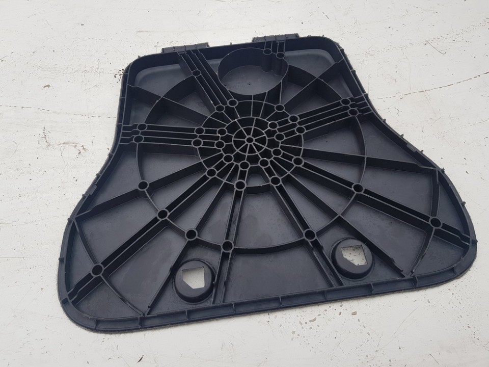 2K0863761B Volkswagen Caddy 2005 Salona apdare (plastmasas) - Thumbnail 2