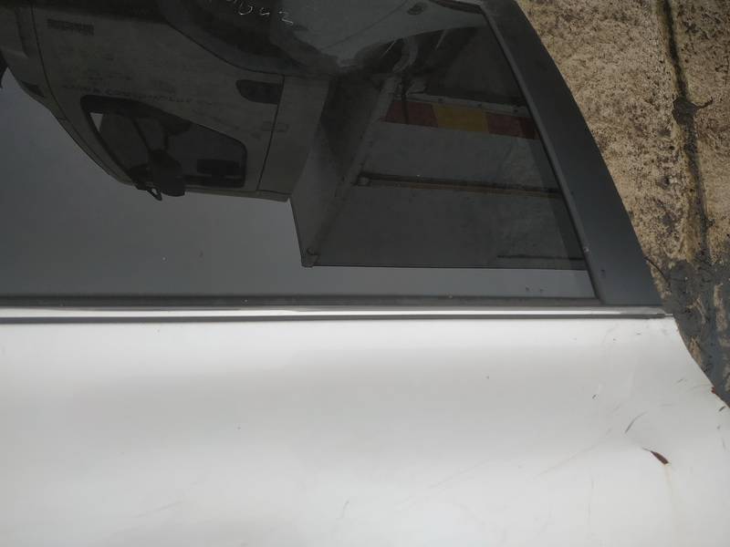 Toyota Highlander 2012 Durvju stikla sloksne - AIZMUGURE PA LABI - Thumbnail 3