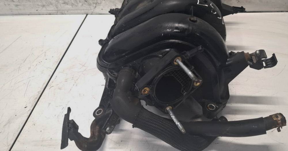 Toyota Auris 2008 Intake manifold (Inlet Manifold) - Thumbnail 3