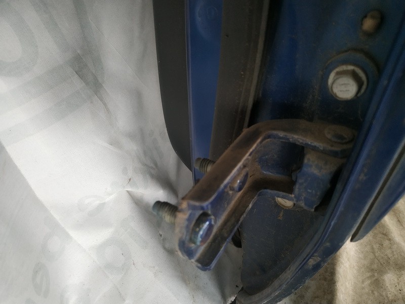 Toyota RAV-4 2005 Door Hinge - REAR