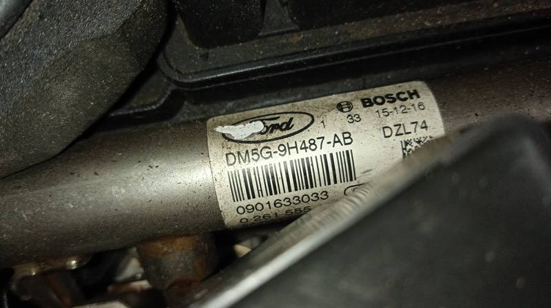 DM5G9487AB Ford Focus 2016 Degvielas sadalītājs - Thumbnail 4