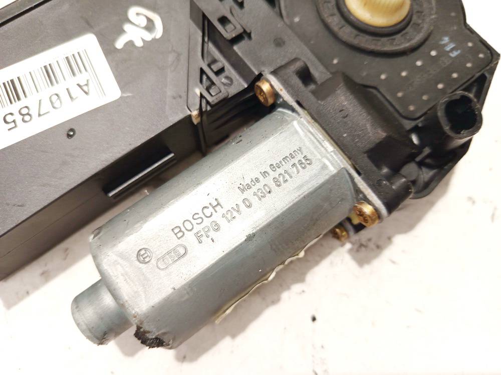 0130821765 Volkswagen Touareg 2005 Window Motor - REAR LEFT - Thumbnail 3