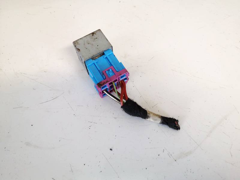 141951253B Audi A4 2004 RELÉ PARA AUTOMÓVIL - Thumbnail 3