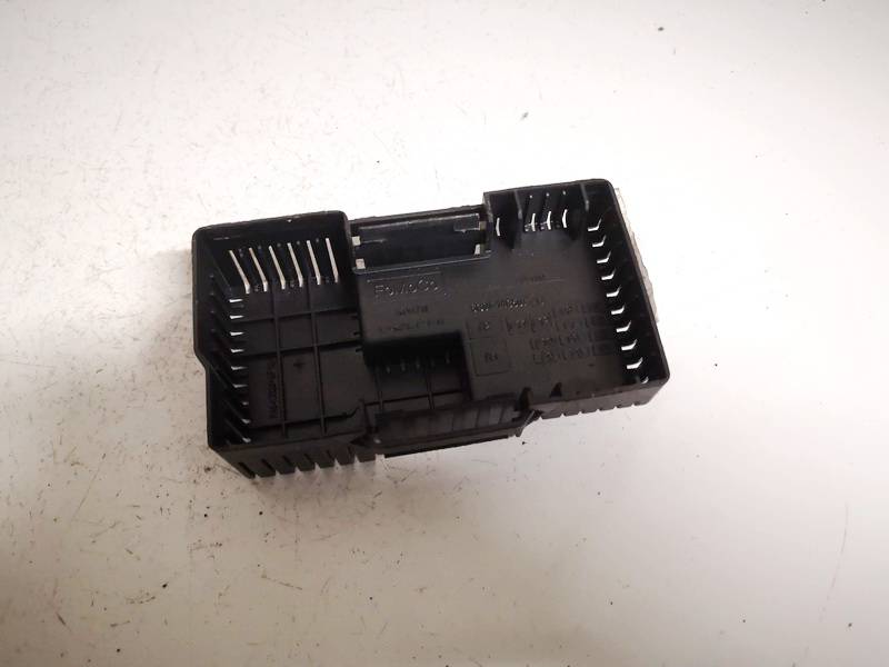 6G9T14C507AB Volvo XC 70 2008 Pokrywa skrzynki bezpieczników - Thumbnail 3