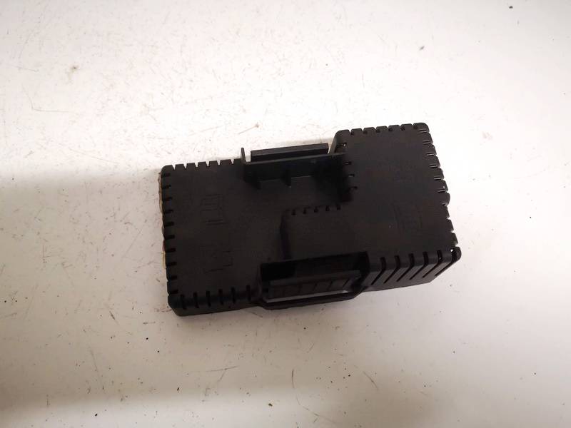 6G9T14C507AB Volvo XC 70 2008 Fuse Box Cover