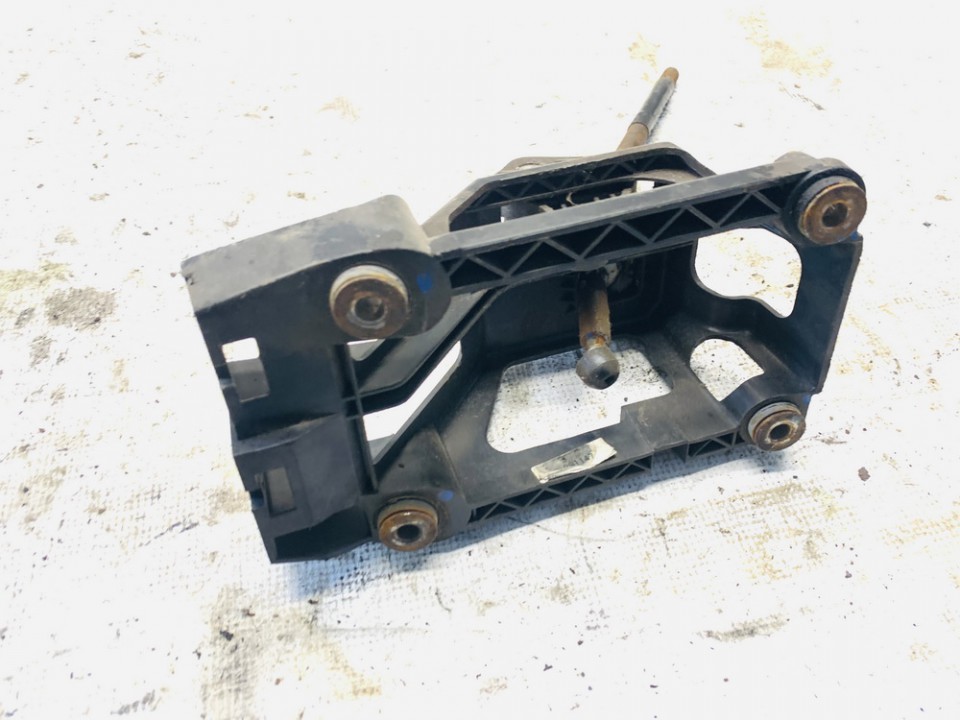 3353005010 Toyota Yaris 2004 Mechanizm zmiany biegów manualny - Thumbnail 3