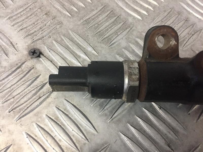 2S7Q9D280AC Ford Mondeo 2002 Fuel injector rail (injectors)(Fuel distributor) - Thumbnail 2