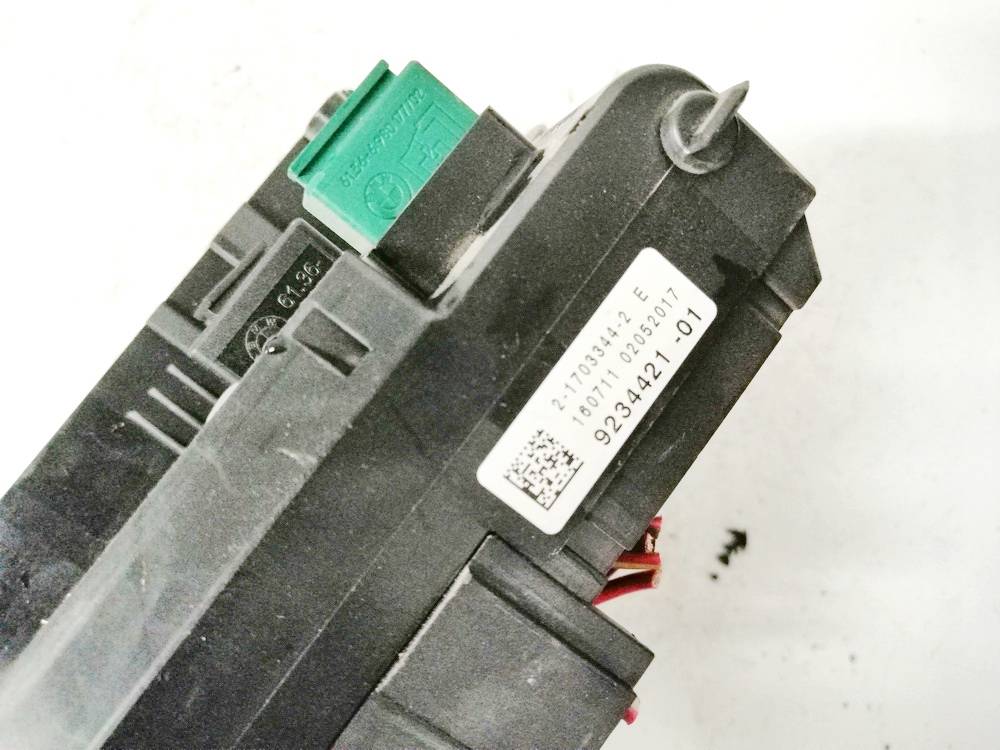 923442101 BMW 5-Series 2010 Fuse box - Thumbnail 3