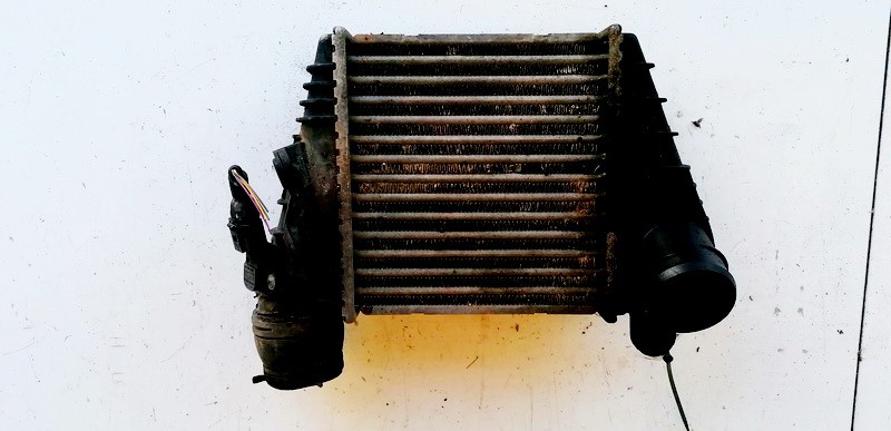 1J0145803A Volkswagen Golf 1999 Intercooler radiator - engine cooler fits charger