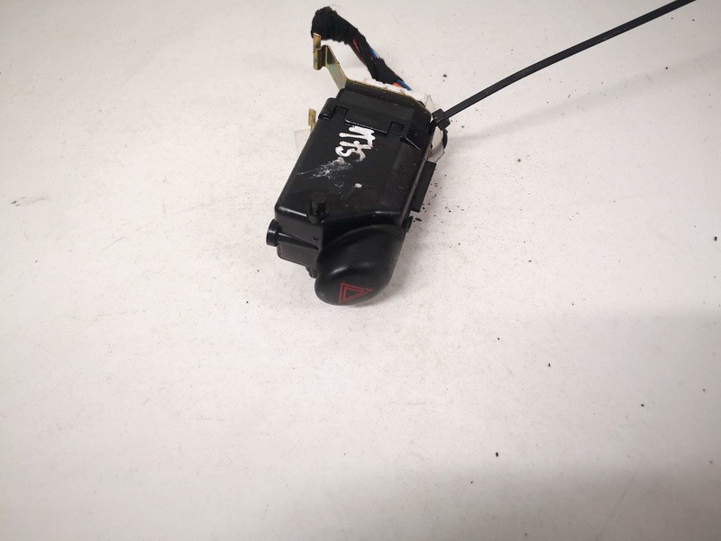 56010158ac used Hazard switch Jeep Cherokee 2001 3.7L 9EUR EIS01568033