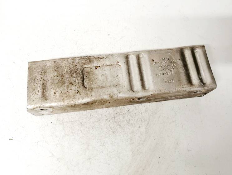 8E0807331B Audi A4 2005 Bumper mounts (BUMPER BRACKET) - REAR LEFT