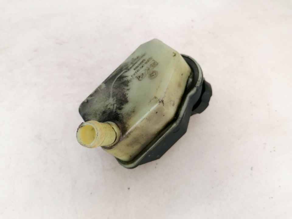 4n513531dc 4n513531dc Power Steering Pump Oil Reservoir Tank Volvo V50 2005 1.6L 9EUR