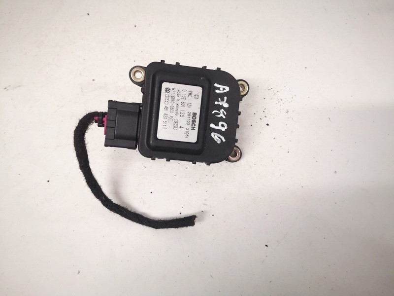 4B1820511D Audi A6 1995 Heater Vent Flap Control Actuator Motor