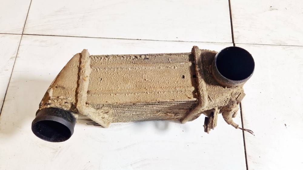 Skoda Octavia 2003 Intercooler radiator - engine cooler fits charger - Thumbnail 3