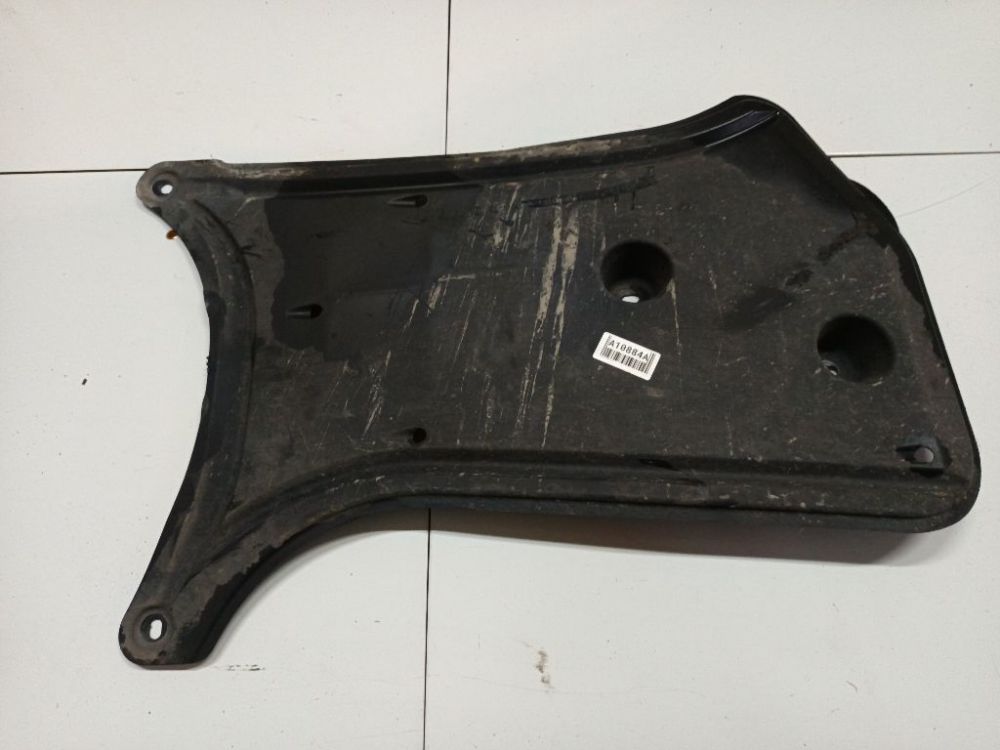 8K0825219 Audi A5 2009 Apakšas aizsargs - Thumbnail 4