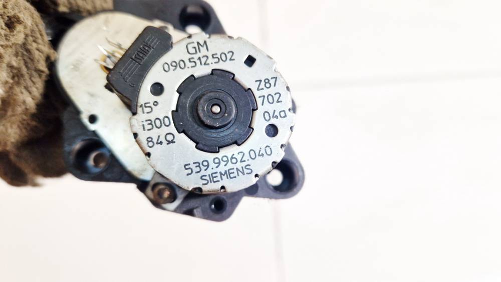 090512502 Opel Omega 1997 Heater Vent Flap Control Actuator Motor - Thumbnail 3