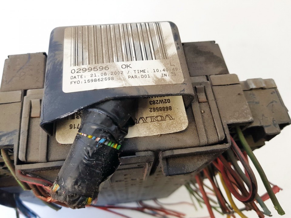 P8691946 Volvo S60 2002 Boîte à fusibles - Thumbnail 3