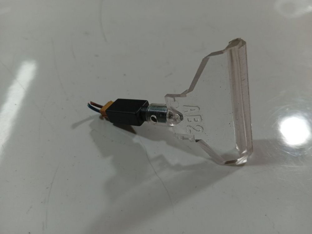 4B0919063A Audi A3 2003 Salono lemputė