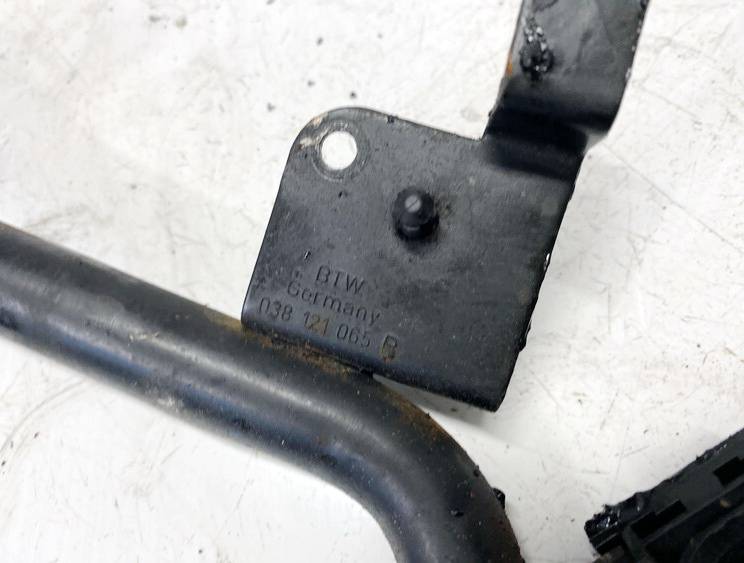 038121065B Volkswagen Bora 1999 Трубка охлажд - Thumbnail 4