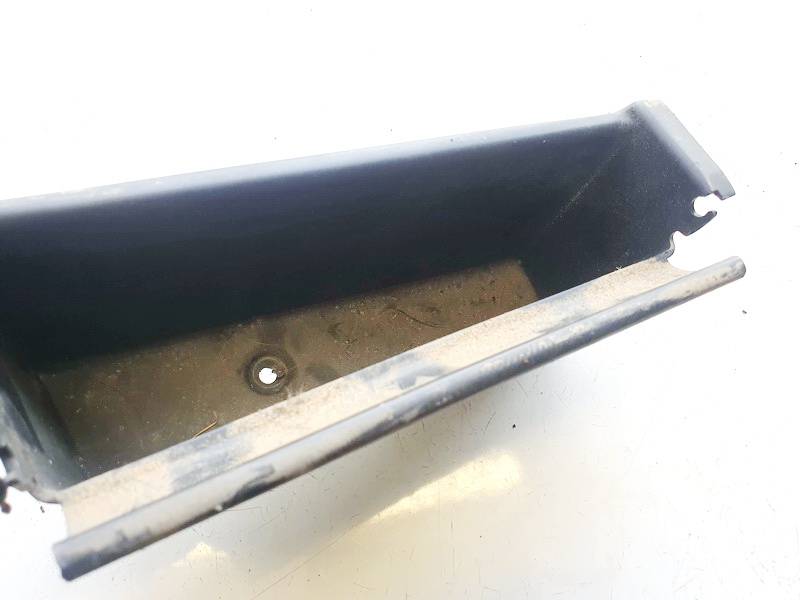 G06M21U31149A Ford Galaxy 2006 Mantu glabāšanas nodalījums - Thumbnail 2