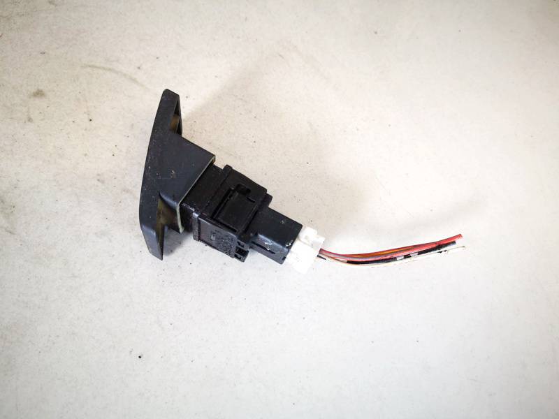 NILES06019 Suzuki SX4 2008 Hazard switch - Thumbnail 2