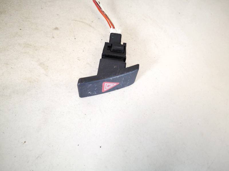 NILES06019 Suzuki SX4 2008 Hazard switch
