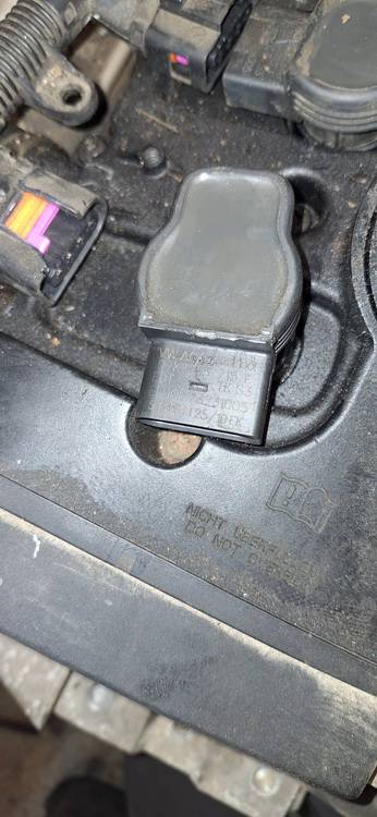 07K905715F Volkswagen Passat 2006 Ignition Coil - Thumbnail 2