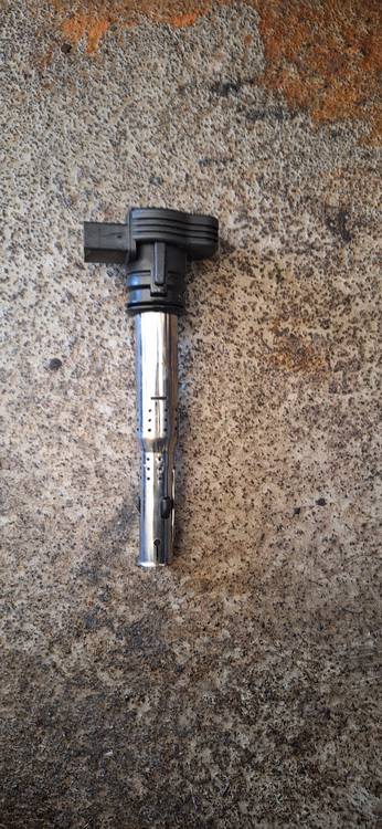 07K905715F Volkswagen Passat 2006 Ignition Coil