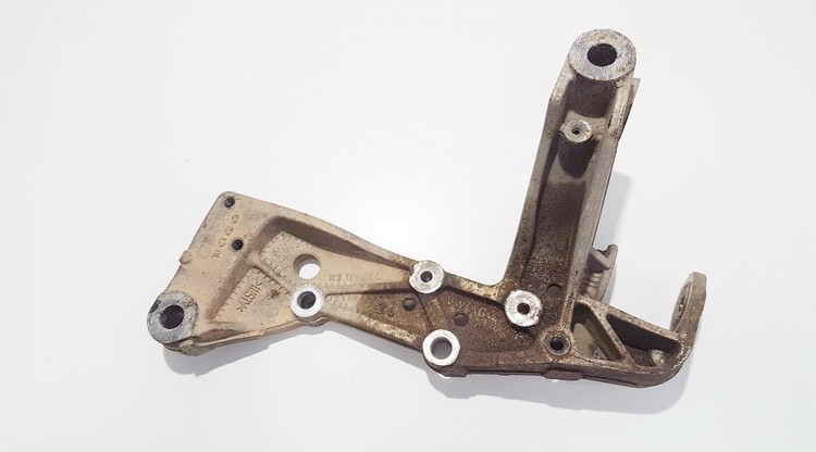 1K0199295E Seat Altea 2004 Apakšējais sviras - PRIEKŠA PA KREISI