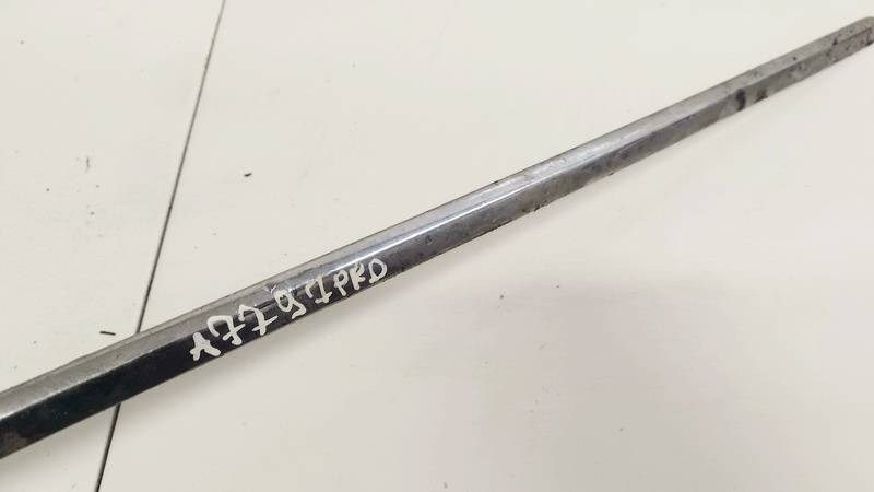 Volkswagen Passat 2007 Molding door - FRONT RIGHT - Thumbnail 2