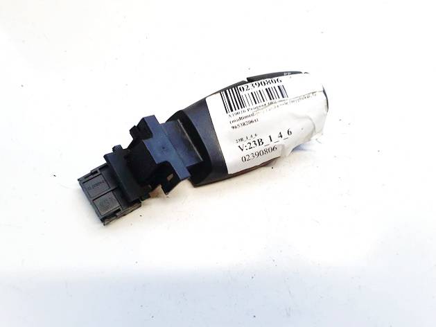 96538206XT Peugeot 607 2006 Radio (multimedijos) rankenele (mygtukai) - Thumbnail 2