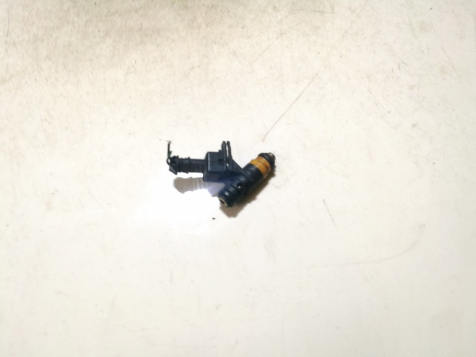 H029611 Renault Megane 2001 Fuel Injector