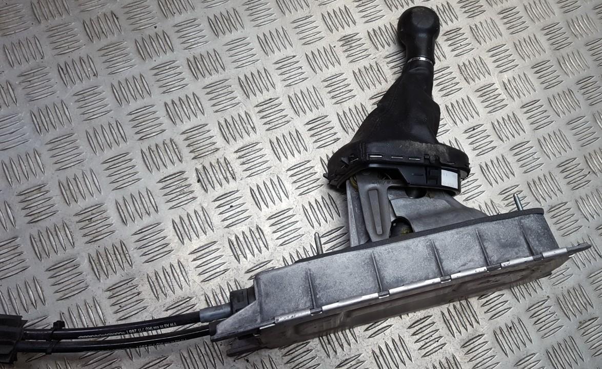 1K0711049BG Audi A3 1996 Käsivaihteiston vaihdekeppi