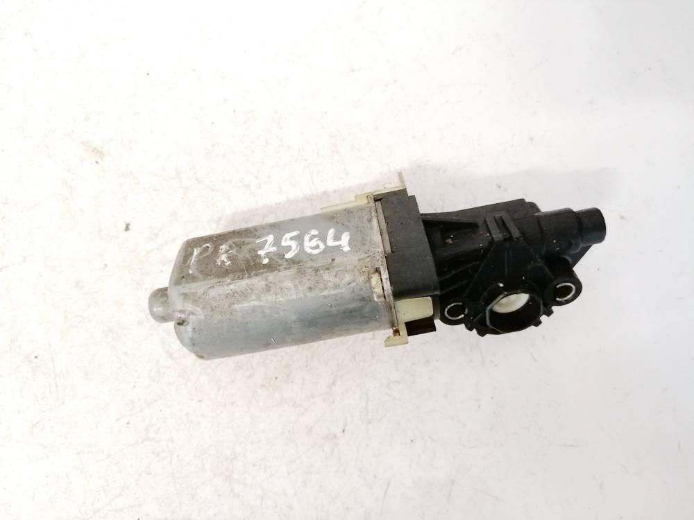 9473119391015 Skoda Octavia 2006 Sedynes varikliukas P.K.