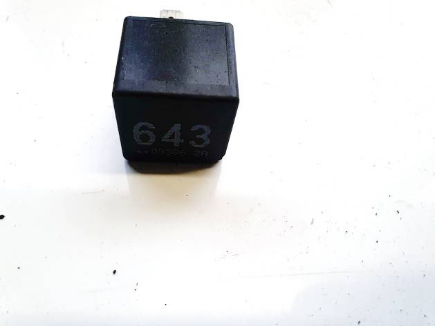 8K0951253 Audi A5 2008 Relay module